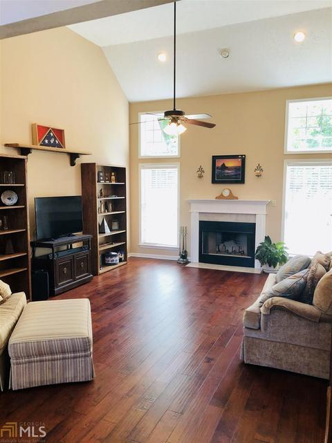 110 Richmond Dr, Lagrange, GA 30240 photo 8