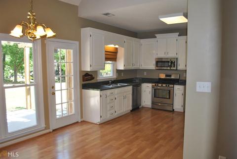 80 Pates Lake Dr, Hampton, GA 30228 photo 5