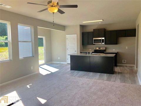 128 Cedar Dr, Pendergrass, GA 30567 photo 2