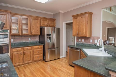 110 Bennington Pass, Tyrone, GA 30290 photo 17