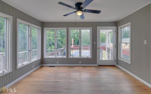 194 E Doyle St, Toccoa, GA 30577 photo 9