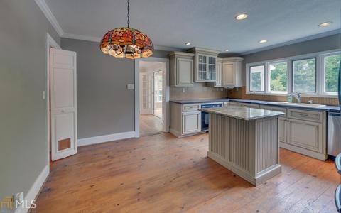 194 E Doyle St, Toccoa, GA 30577 photo 13