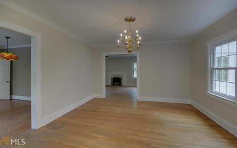 194 E Doyle St, Toccoa, GA 30577 photo 8