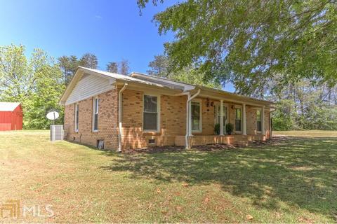717 Della Slaton Rd, Comer, GA 30629 photo 2