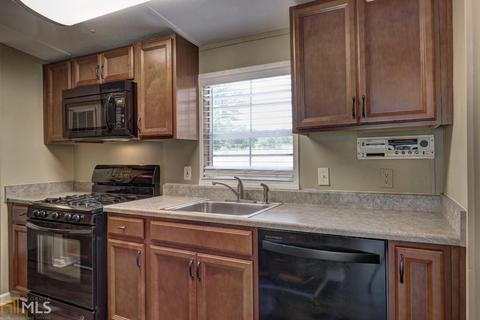 273 Aldora St, Barnesville, GA 30204 photo 8