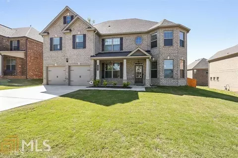 558 Loretta Way, Grayson, GA 30017 photo 2