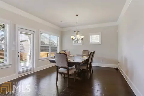 558 Loretta Way, Grayson, GA 30017 photo 4