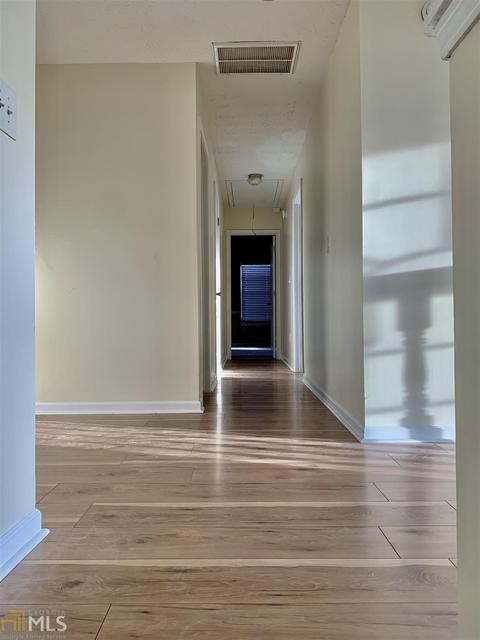 110 Heaton Dr, Covington, GA 30016 photo 5