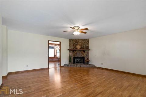 18 Farmbrook Dr, Cartersville, GA 30120 photo 8