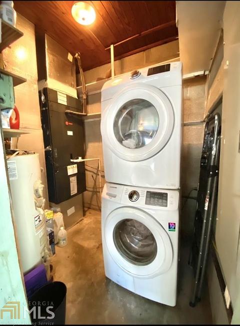 105 Mclean St, Claxton, GA 30417 photo 3