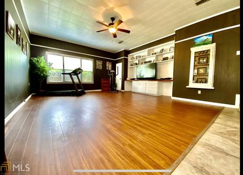 105 Mclean St, Claxton, GA 30417 photo 2