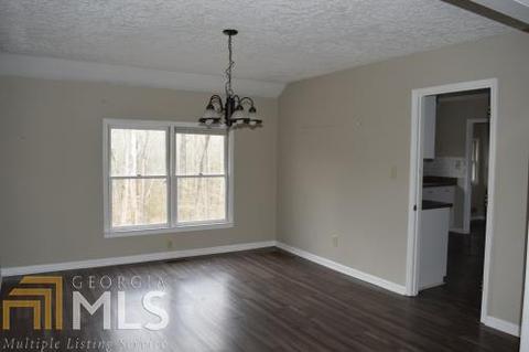 393 Crawford Cir, Toccoa, GA 30577 photo 6