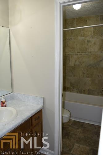 393 Crawford Cir, Toccoa, GA 30577 photo 11