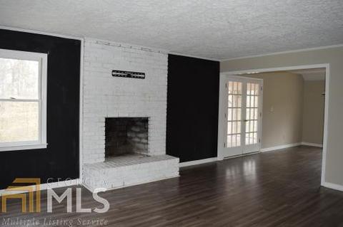 393 Crawford Cir, Toccoa, GA 30577 photo 5