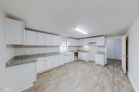 2987 Rex Rd, Rex, GA 30273 photo 8