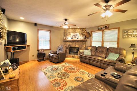 509 Deer Pointe Rd, Lagrange, GA 30240 photo 4