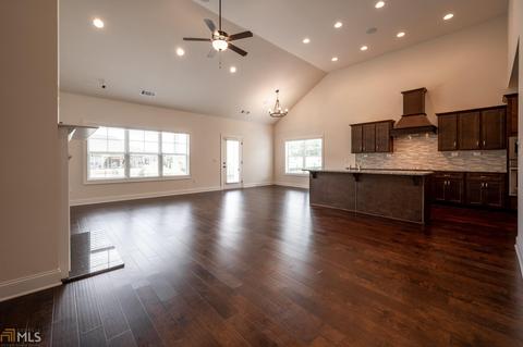 405 Mountain Dr, Monroe, GA 30655 photo 5