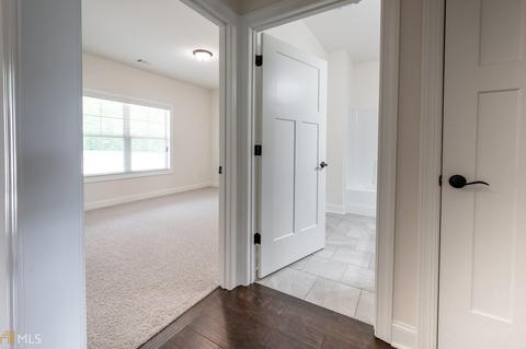 405 Mountain Dr, Monroe, GA 30655 photo 11