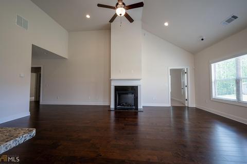 405 Mountain Dr, Monroe, GA 30655 photo 8