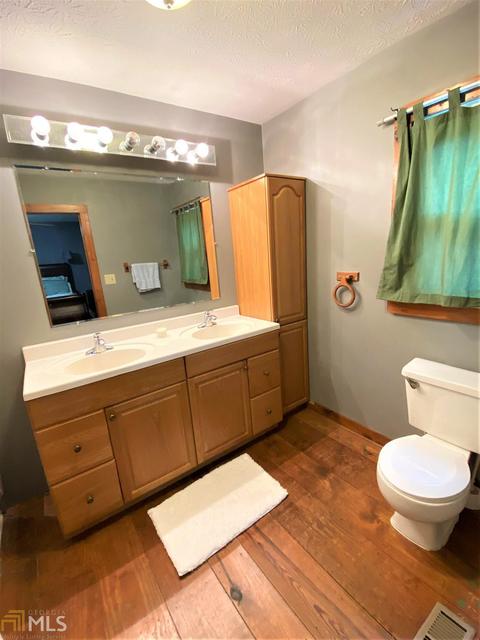 100 Stonebridge Ln, Lagrange, GA 30240 photo 9