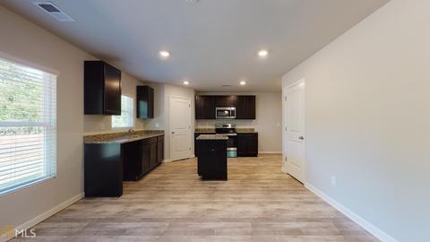405 White Pines Dr, Jackson, GA 30233 photo 7