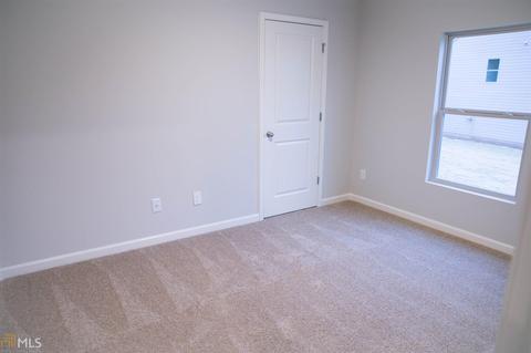 432 White Pines Dr, Jackson, GA 30233 photo 5