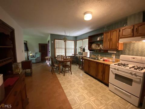85 Betts St, Winder, GA 30680 photo 15