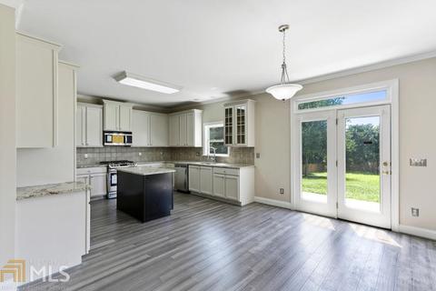 3380 E Gate Dr E, Cumming, GA 30041 photo 8