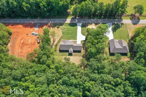 197 Five Points Rd, Milner, GA 30257 photo 5