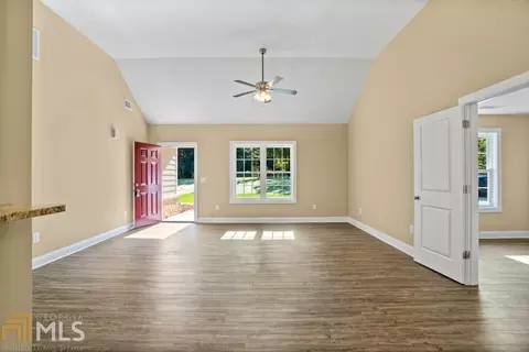 197 Five Points Rd, Milner, GA 30257 photo 6