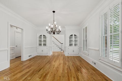 6203 Crestview Dr, Covington, GA 30014 photo 9