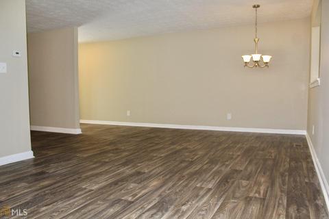 6362 Veracruse Dr, Morrow, GA 30260 photo 10