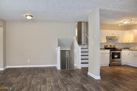 6362 Veracruse Dr, Morrow, GA 30260 photo 9