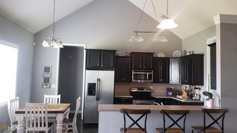 111 Dovecot, Warner Robins, GA 31088 photo 2
