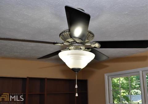 232 Doster Dr, Winder, GA 30680 photo 5