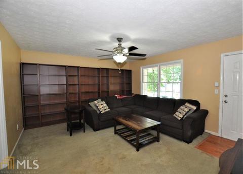 232 Doster Dr, Winder, GA 30680 photo 6