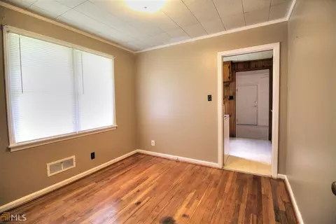 134 N Page St, Lagrange, GA 30241 photo 6