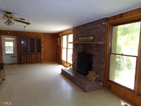227 Flash Pine Ln, Toccoa, GA 30577 photo 9