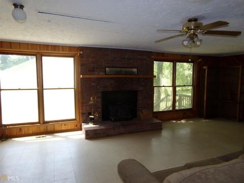 227 Flash Pine Ln, Toccoa, GA 30577 photo 5
