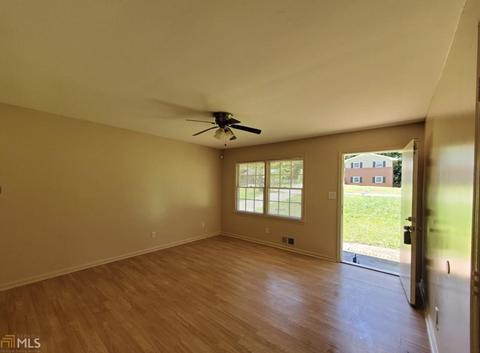 6464 Rabun Rd, Morrow, GA 30260 photo 6