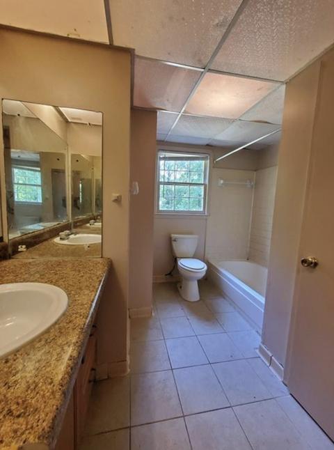 6464 Rabun Rd, Morrow, GA 30260 photo 9