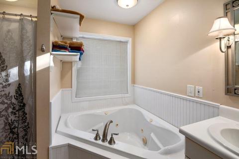211 Carriage House Ln, Lagrange, GA 30240 photo 18