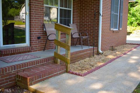 110 Ridgefield Cir, Lagrange, GA 30241 photo 4