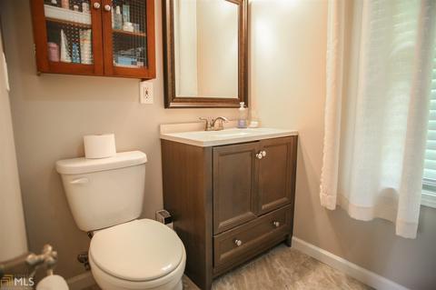 2057 Beverly Rd, Gainesville, GA 30501 photo 18