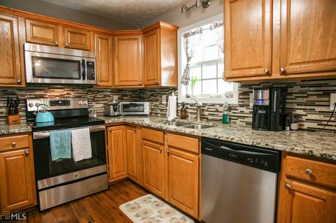 2057 Beverly Rd, Gainesville, GA 30501 photo 6