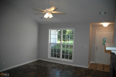 102 Edgemont Dr, Lagrange, GA 30240 photo 2