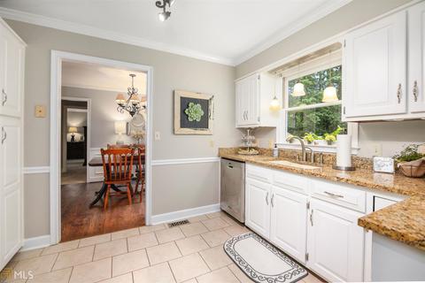 127 Brookwood Dr, Lagrange, GA 30240 photo 11