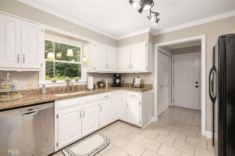 127 Brookwood Dr, Lagrange, GA 30240 photo 2