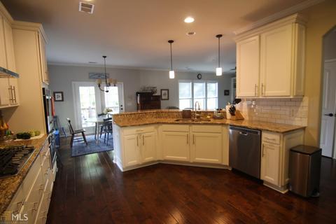 2 Dockside Dr, Savannah, GA 31410 photo 4