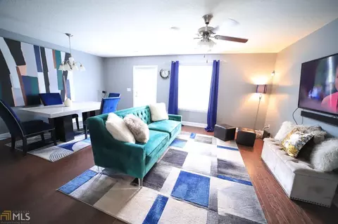 5353 Creekview Ln, Morrow, GA 30260 photo 2